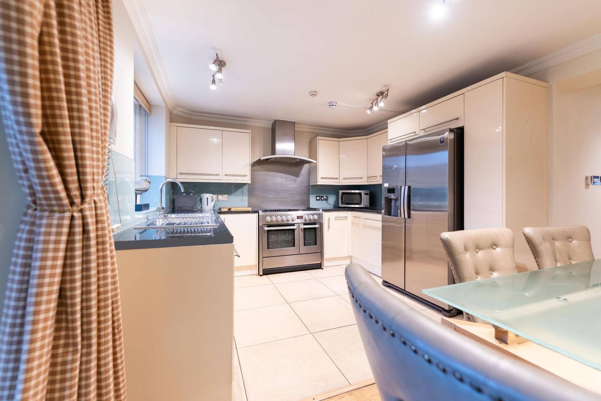לונדון Luxury 6 Bedroom House In Southwick Street מראה חיצוני תמונה