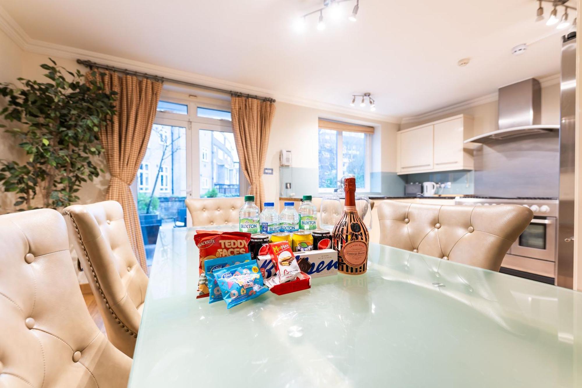 לונדון Luxury 6 Bedroom House In Southwick Street מראה חיצוני תמונה