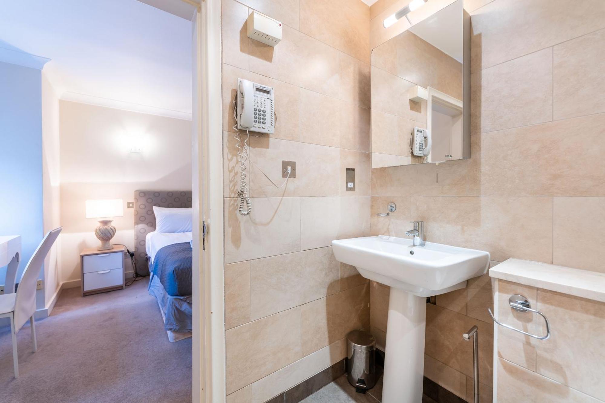לונדון Luxury 6 Bedroom House In Southwick Street מראה חיצוני תמונה