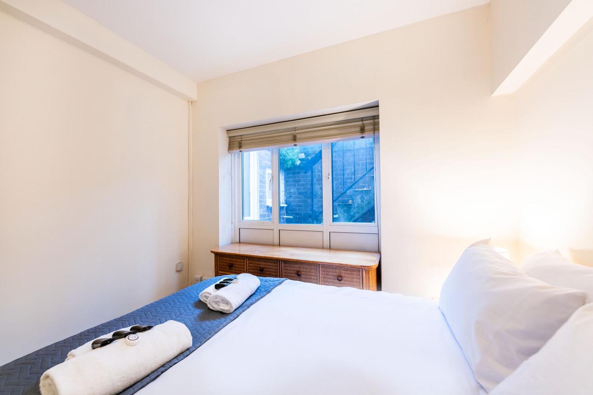 לונדון Luxury 6 Bedroom House In Southwick Street מראה חיצוני תמונה